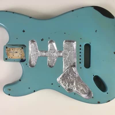 Lefty Vintage 1995 Fender Heavy Relic Strat Guitar Body Daphne Blue Nitro 4.3 Lb