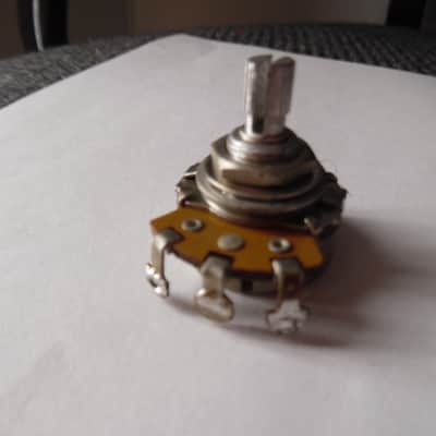 Vintage Fender Stratocaster 1963 split shaft pot 250K