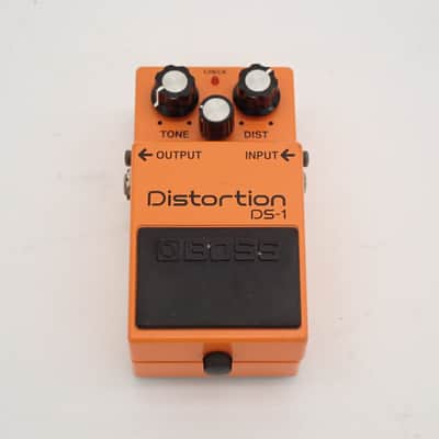 BOSS DS-1 Distortion Guitar Effect Pedal