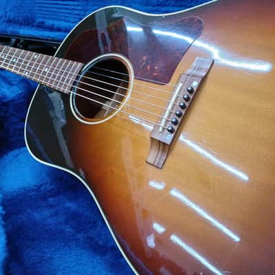 Gibson Custom Shop Acoustic Guitar J-45