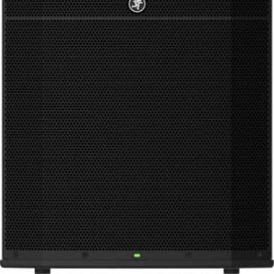 Mackie DRM315 15" 2300W 3-Way Professional Powered Loudspeaker