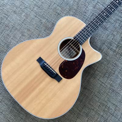 Martin Road Series GPC-13E W/Softcase