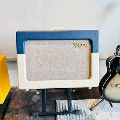 Vox Amp - AC15C1-TVBC - Limited Edition - Blue and Cream Combo