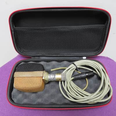 AKG D12 Cardioid Dynamic Microphone