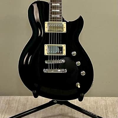 Reverend Roundhouse - Midnight Black