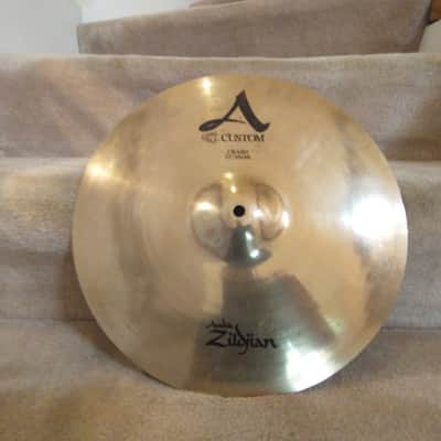 Zildjian A custom 15-in crash cymbal 267 grams brilliant finish
