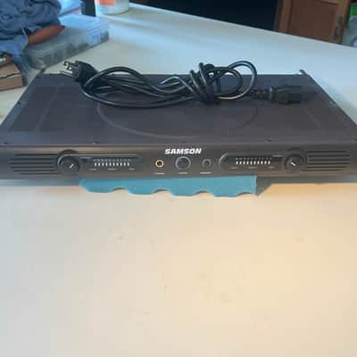 Samson Servo 120a Power Amp with IEC power cable and rack mount bolts and washers. Rarely used.