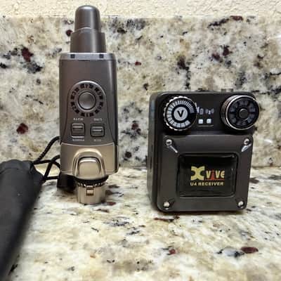 Xvive U4 Wireless In-Ear Monitor System 2019 - 2020 - Black