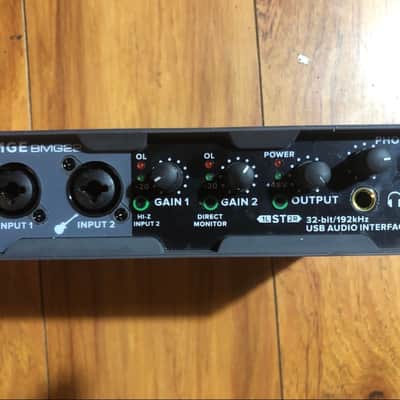 Bomge same as Focusrite 2x2 USB-C Audio / MIDI Interface 2019 - Present - Black