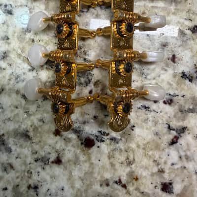 Mandolin Brothers Tuners for F Style - Gold