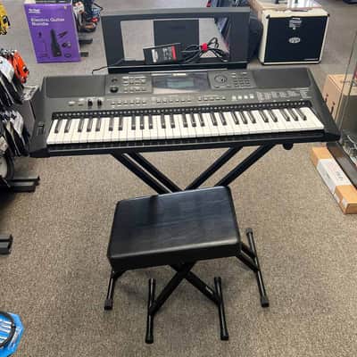 Yamaha PSR-E463 61-Key Portable Keyboard w/ Stand + Sustain Pedal + Bench (Pre-Owned)