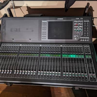 Yamaha QL5 2023 - None