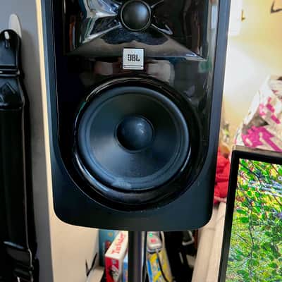 JBL 305P MkII 2-Way 5" Active Nearfield Studio Monitors (Pair) 2010s - Black