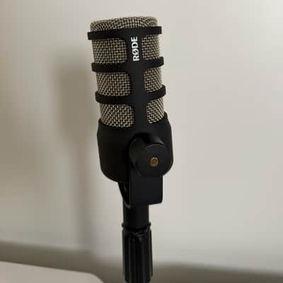 RODE PodMic Cardioid Dynamic Podcasting Microphone 2019 - Present - Black