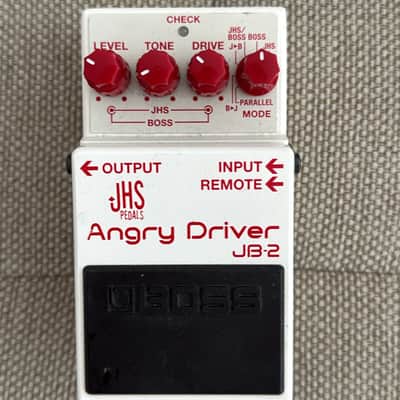 Boss JB-2 Angry Driver (BD-2 Blues Driver + JHS Angry Charlie, 2-in-1)