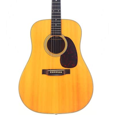 Martin D-28 1964 Acoustic Guitar - Vintage legend with unmistakable Martin sound - fantastic condition - check video!