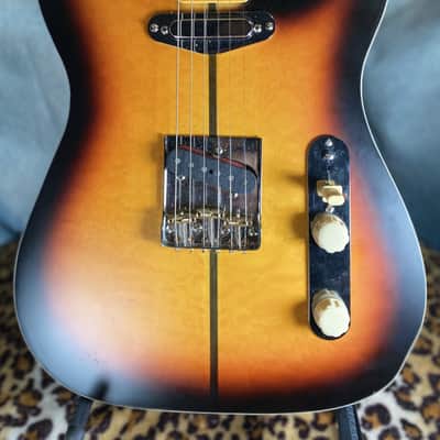 Guitar Monkey Neck Thru Body 2025 - Nitro Satin 3 Tone Tabaco Sunburst