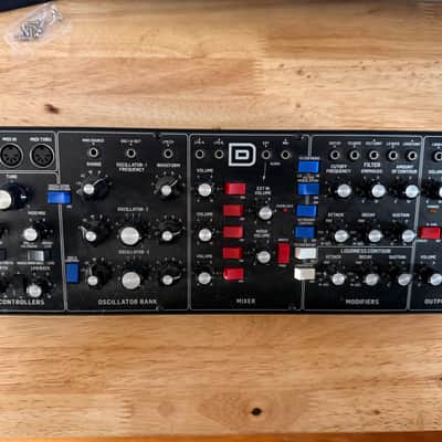 Behringer Model D Analog Synthesizer 2018 - Present - Black