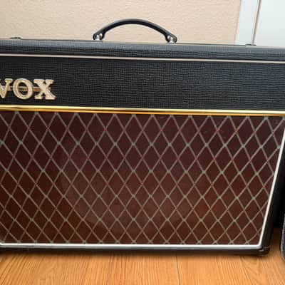 Vox AC15C1 Custom 2-Channel 15-Watt 1x12" Guitar Combo 2010 - Present - Black