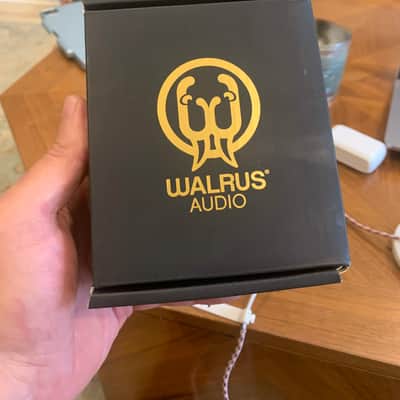 Walrus Audio Mako D1 Delay V1 Silver 2020's - Silver