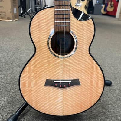 Flight Maia Steel String Baritone EQ-A Ukulele w/ Gig Bag (Pre-Owned)