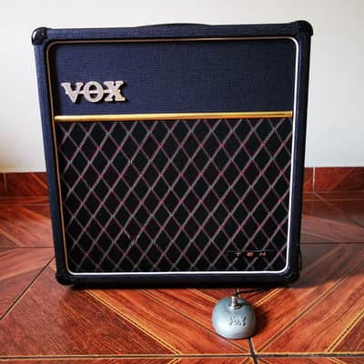 β1964 Vox AC10 1x10 - two channels JMI Era - All Original Elac Blue - Collector Grade - Export Voltage