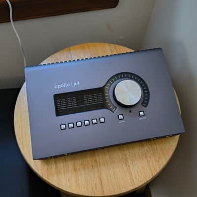 Universal Audio Apollo x4 QUAD Thunderbolt 3 Audio Interface 2019 - Present - Gray