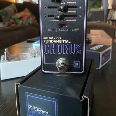 Walrus Audio Fundamental Chorus 2023 - Present - Black / Purple