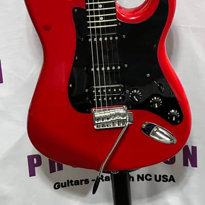Dean Z 1986 Signature Series - Bright Red