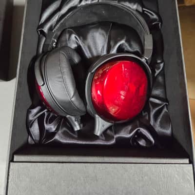 Fostex AMS-TH-910 Premium Closed-Back Dynamic Headphones (B-Stock)