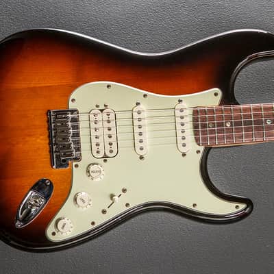 Fender Used American Deluxe HSS Strat '07