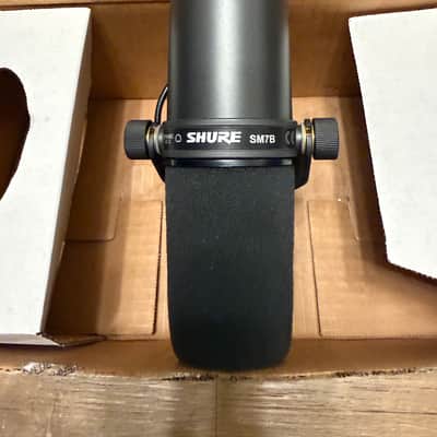 Shure SM7B Cardioid Dynamic Microphone 2020 - Present - Black