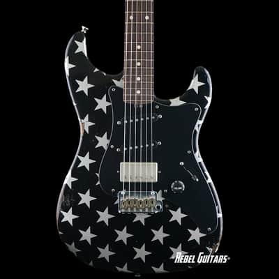 Preowned 2025 Friedman USA Custom Shop Vintage S in Black w/ Silver Metallic Stars