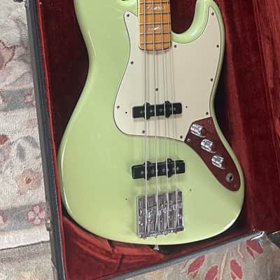 1977 Fender Jazz Bass 3-Bolt Formerly Celebrity Owned