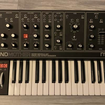Moog Grandmother Dark Edition 32-Key Semi-Modular Analog Synthesizer with Decksaver cover and Moog Gig bag