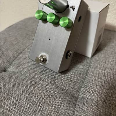 Lee Custom Amplifier V-808