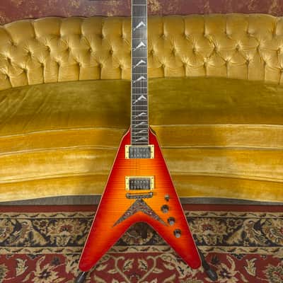 Hamer Vector F/T - Cherry Sunburst w/case