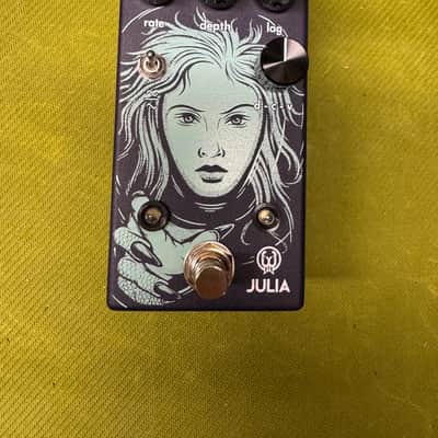 Walrus Audio Julia Chorus / Vibrato V2 2019 - Present - Purple