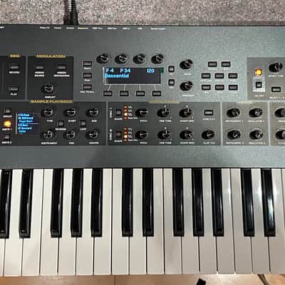 Sequential Prophet X Hybrid Synth – Clean Condition, Original Box, New Battery