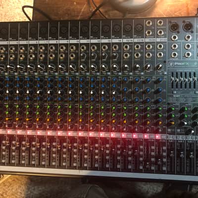 Mackie ProFX22v2 22-Channel 4-Bus Effects Mixer 2015 - 2019 - Back