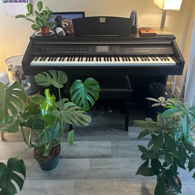 Yamaha CVP-401 Digital Home Piano