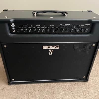 EXCELLENT Boss Katana Artist MkII 100-Watt 1x12" Guitar Combo