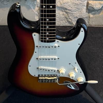 Fender American Vintage '62 Stratocaster 1986 - 3-Color Sunburst