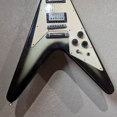 Gibson Flying v 1979 - Silverburst