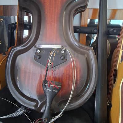 Ampeg BB-4 Baby Bass 1960s - Sunburst