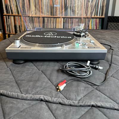 Audio-Technica AT-LP120-USB Direct Drive Professional Turntable 2010s - Silver