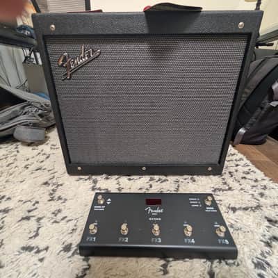 Fender Mustang GTX100 100-Watt 1x12" Digital Modeling Guitar Combo 2020 - Present - Black