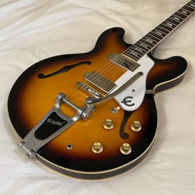 2025 Epiphone Casino with Bigsby Vibrato - Vintage Sunburst - Free Pro Setup