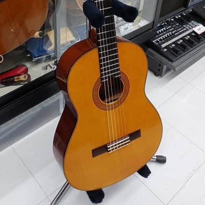 YAMAHA Classical Guitar CG142S