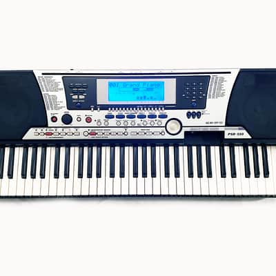 YAMAHA PSR-550 Synthesizer Arranger Workstation 61-Key Keyboard. Good Condition. Works Great !...